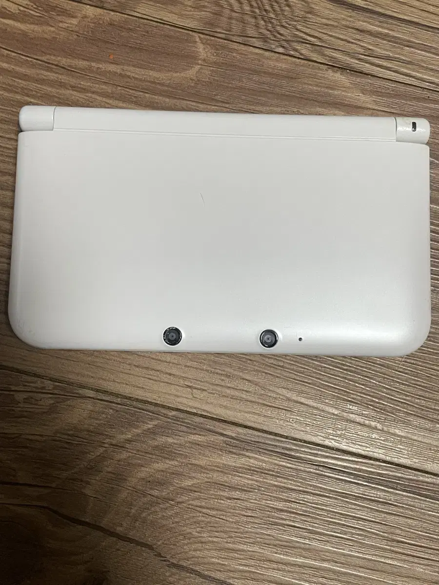 닌텐도3ds xl 화이트 색상